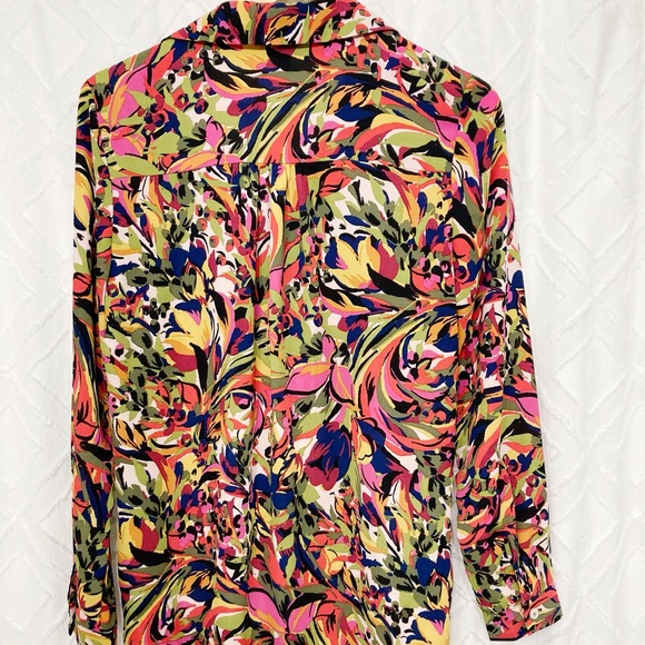 Bright Fall Button Up Tunic | Large - Picture 2 of 6